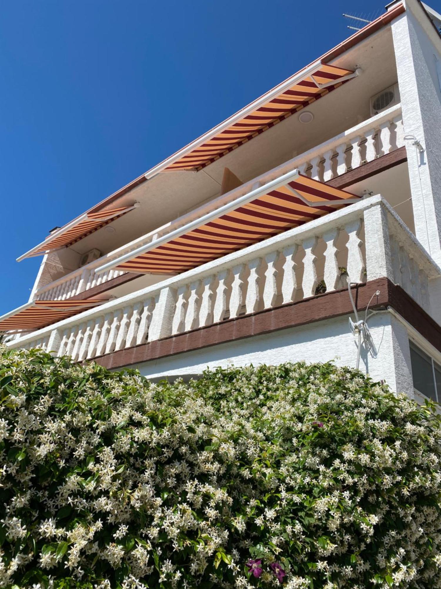 Family Apartments Vesna- 100 M Beach -Center 茨里克韦尼察 外观 照片