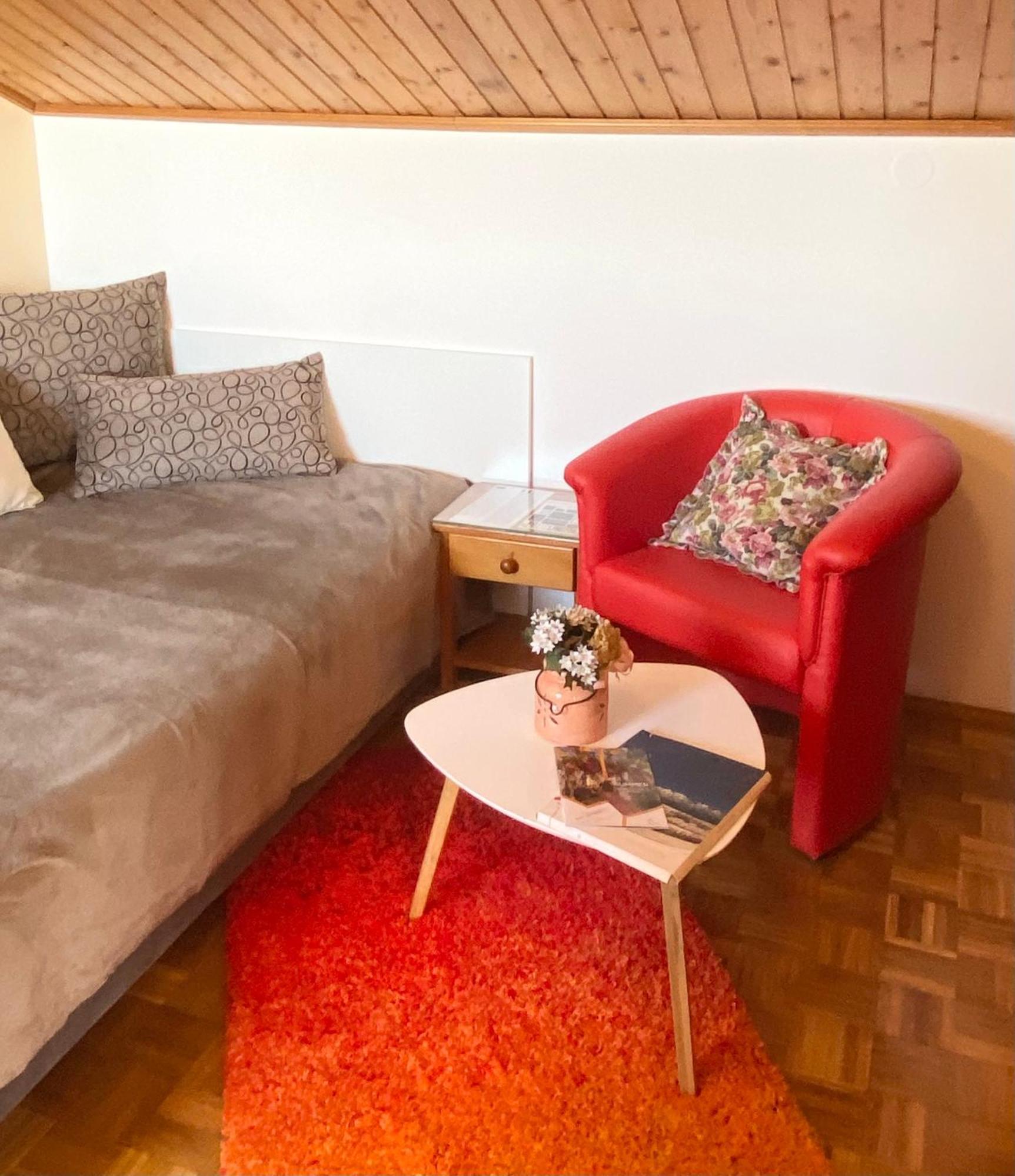 Family Apartments Vesna- 100 M Beach -Center 茨里克韦尼察 外观 照片