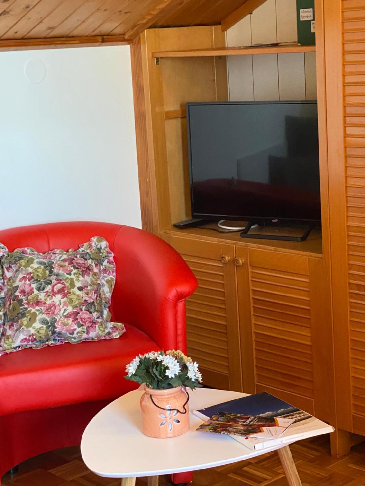Family Apartments Vesna- 100 M Beach -Center 茨里克韦尼察 外观 照片
